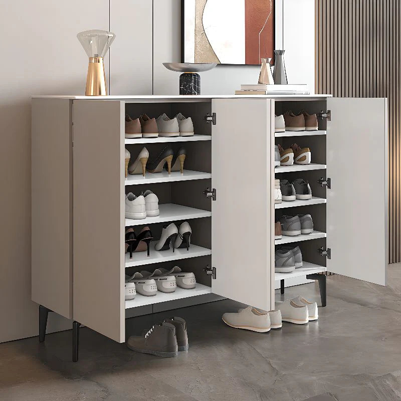 خزانة سكارليت الحديثة