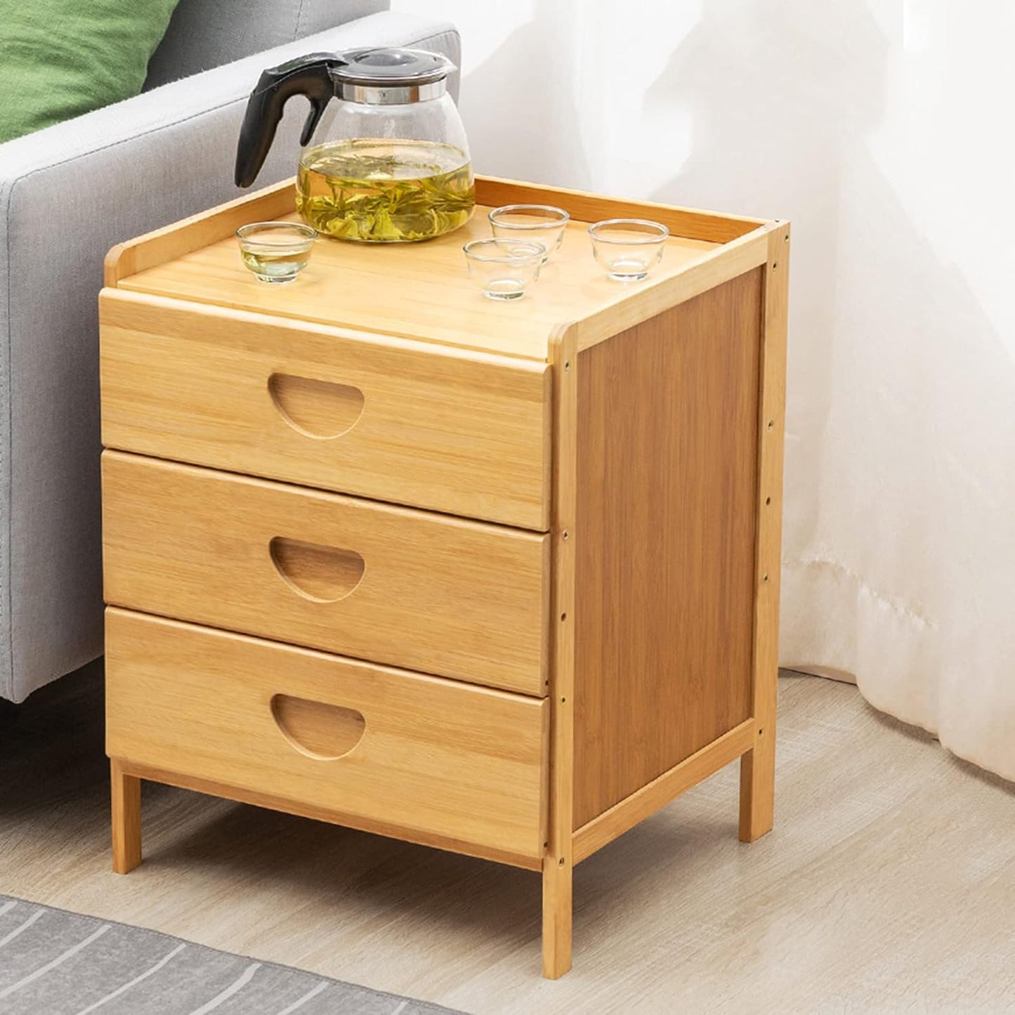 كومدينة بتصميم كلاسيكي