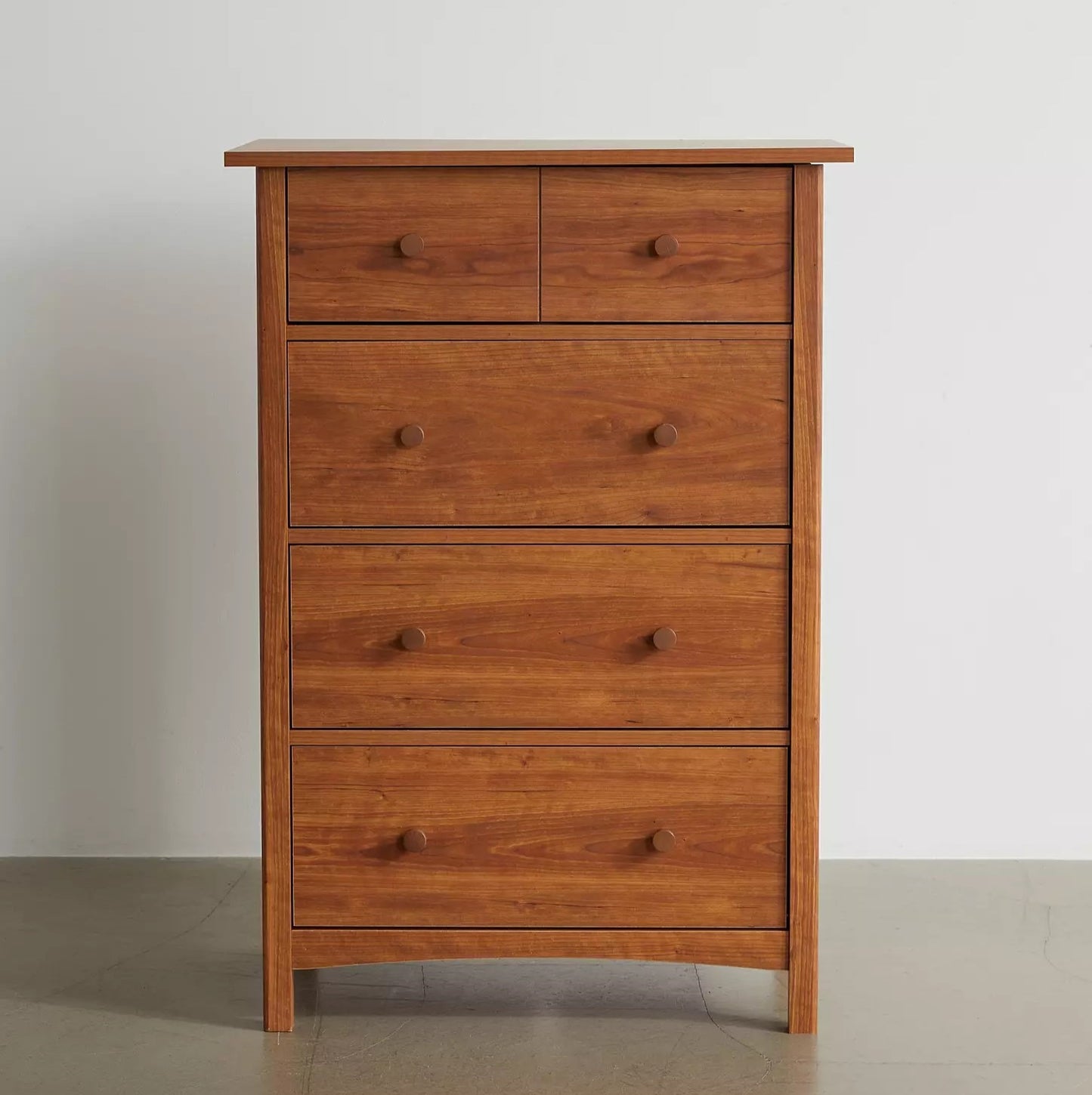 خزانة بتصميم راقي فاخر