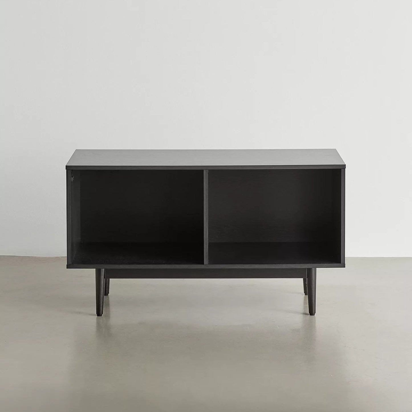 خزانة لورا متعددة الاستخدامات