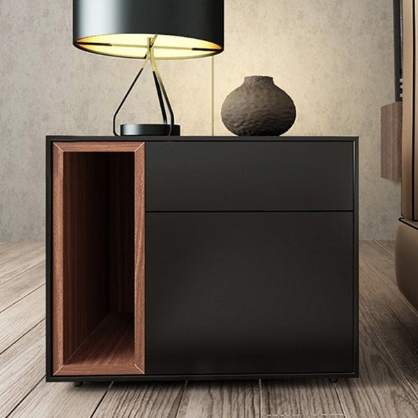 كومدينة إيڤانا العصري