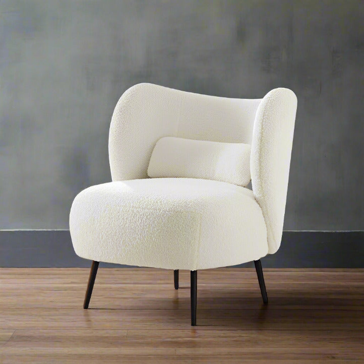 كرسي بتصميم بسيط عصري