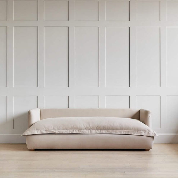 أريكة جوليا الفاخره