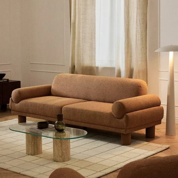 أريكة شانيل المميزة