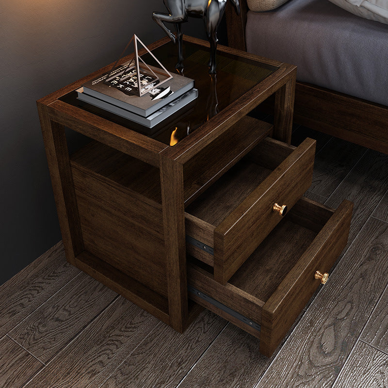 كومدينة بتصميم كلاسيكي