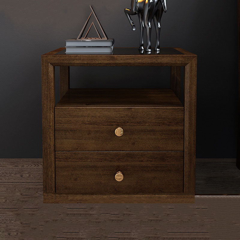 كومدينة بتصميم كلاسيكي